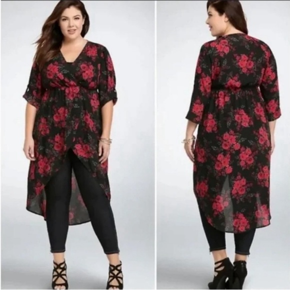 Like New Torrid Chiffon Lexie Faux Wrap Floral Tunic Blouse Size 1(1X) - Picture 2 of 9